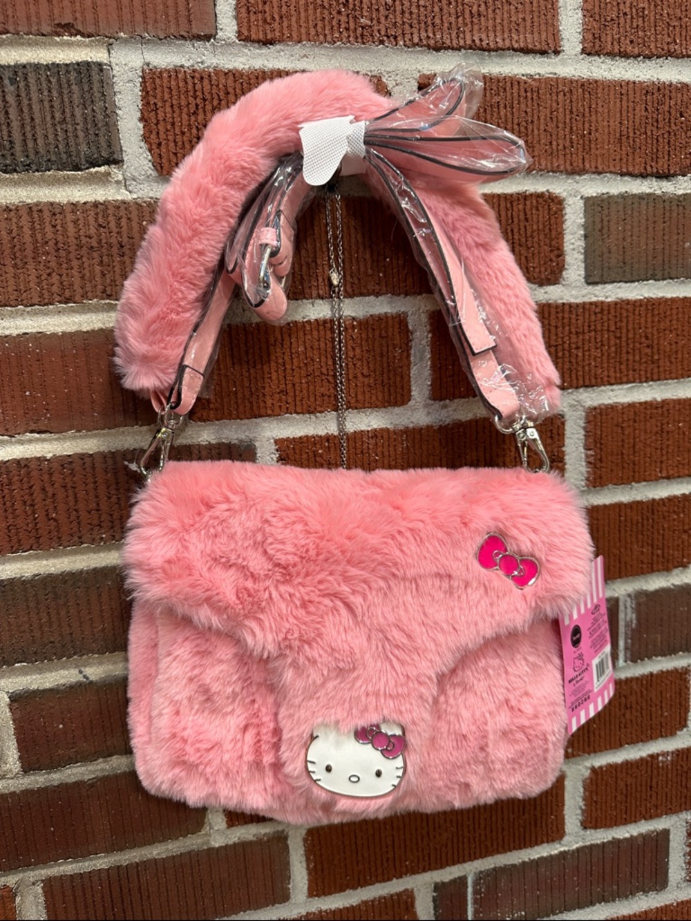 Sanrio 🎀 Hello Kitty Pink Faux Fur Shoulder Bag NWT kawaii